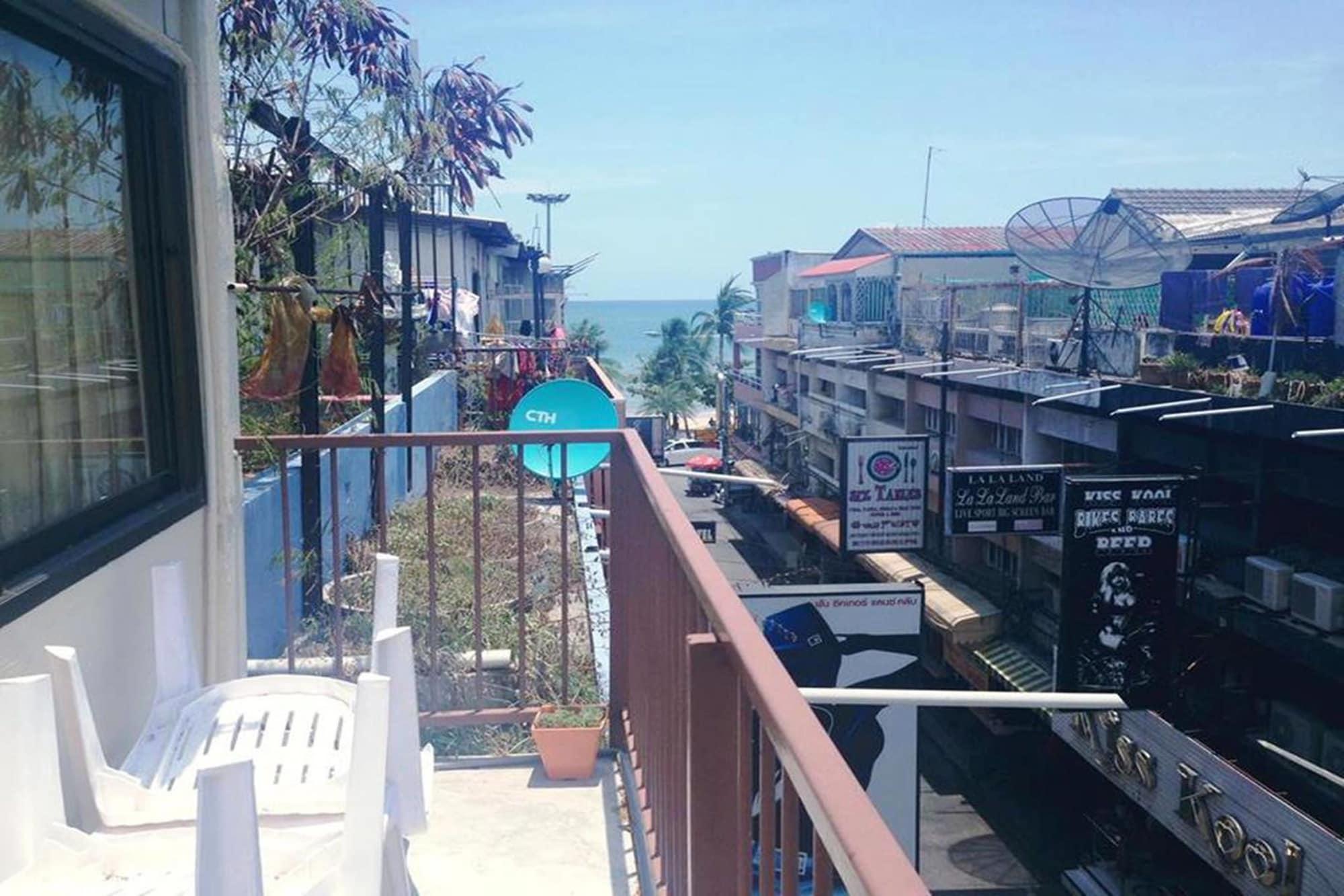 Sandman Hotel & Sports Bar Патая Екстериор снимка